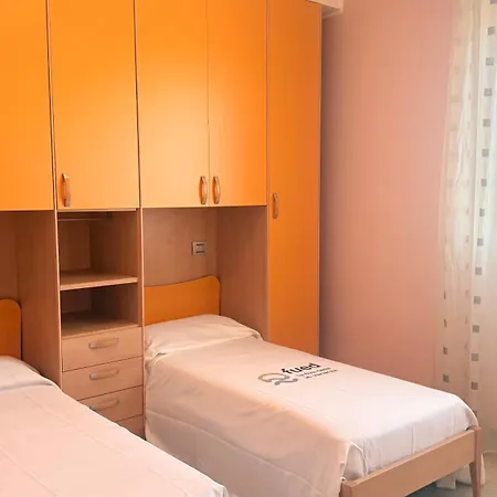 Cn006 - Cesenatico, Nuovo Trilocale Con Splendida Vista Mare Daire